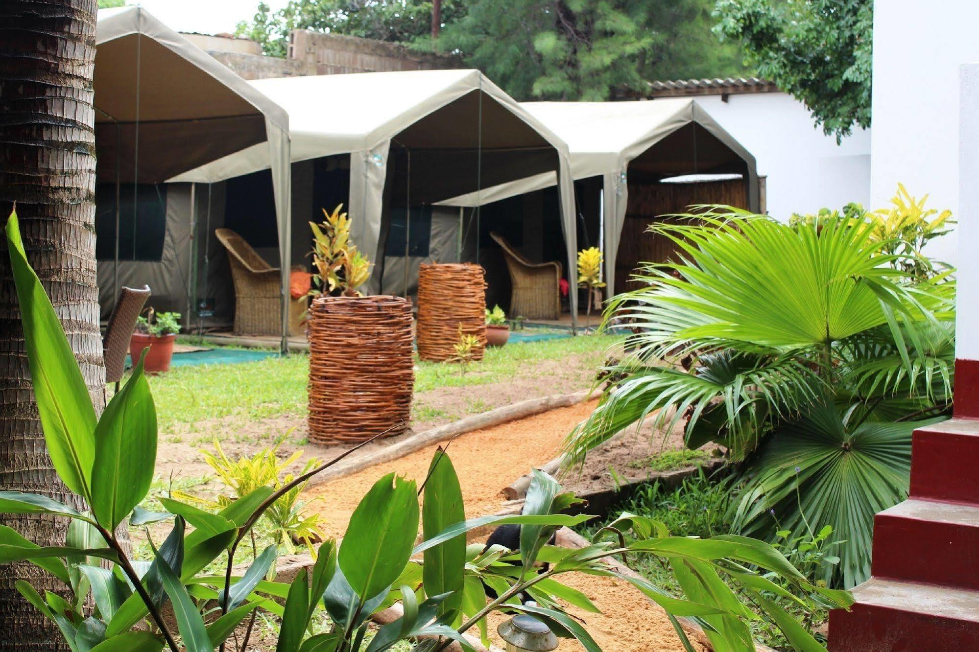 Devocean Eco Adventure Lodge Ponta do Ouro Eksteriør billede