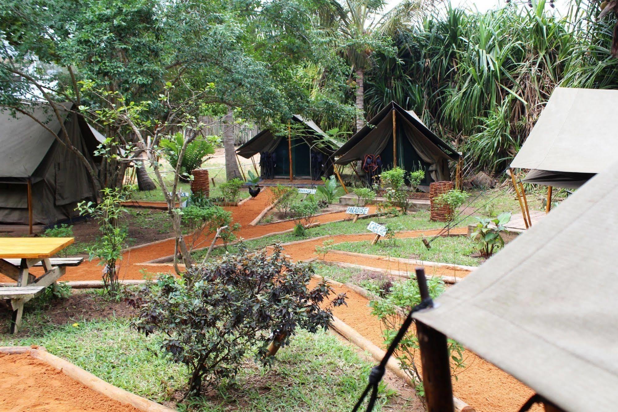 Devocean Eco Adventure Lodge Ponta do Ouro Eksteriør billede